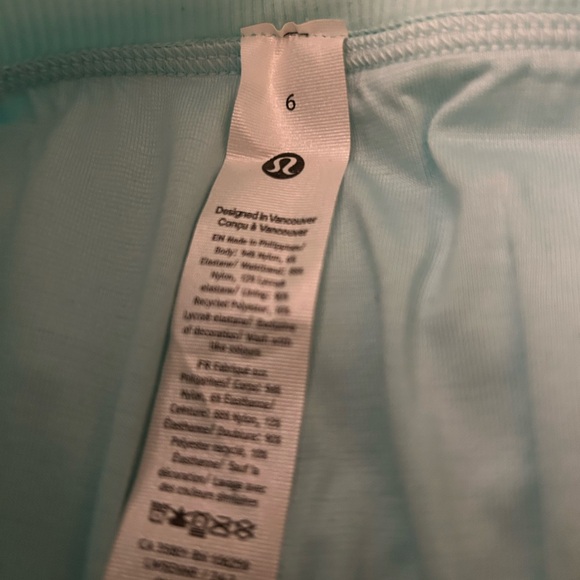 Lululemon pants - Picture 3 of 6